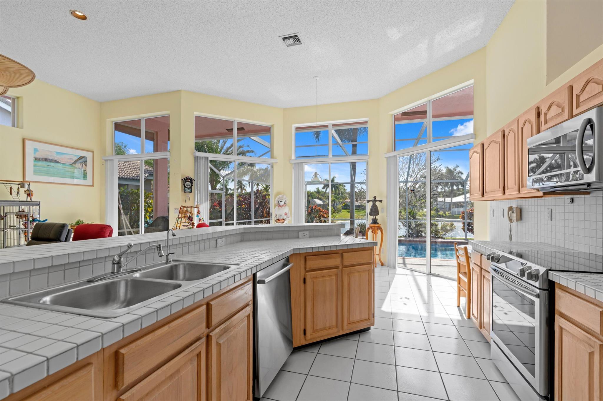 BROOKSIDE - Residential