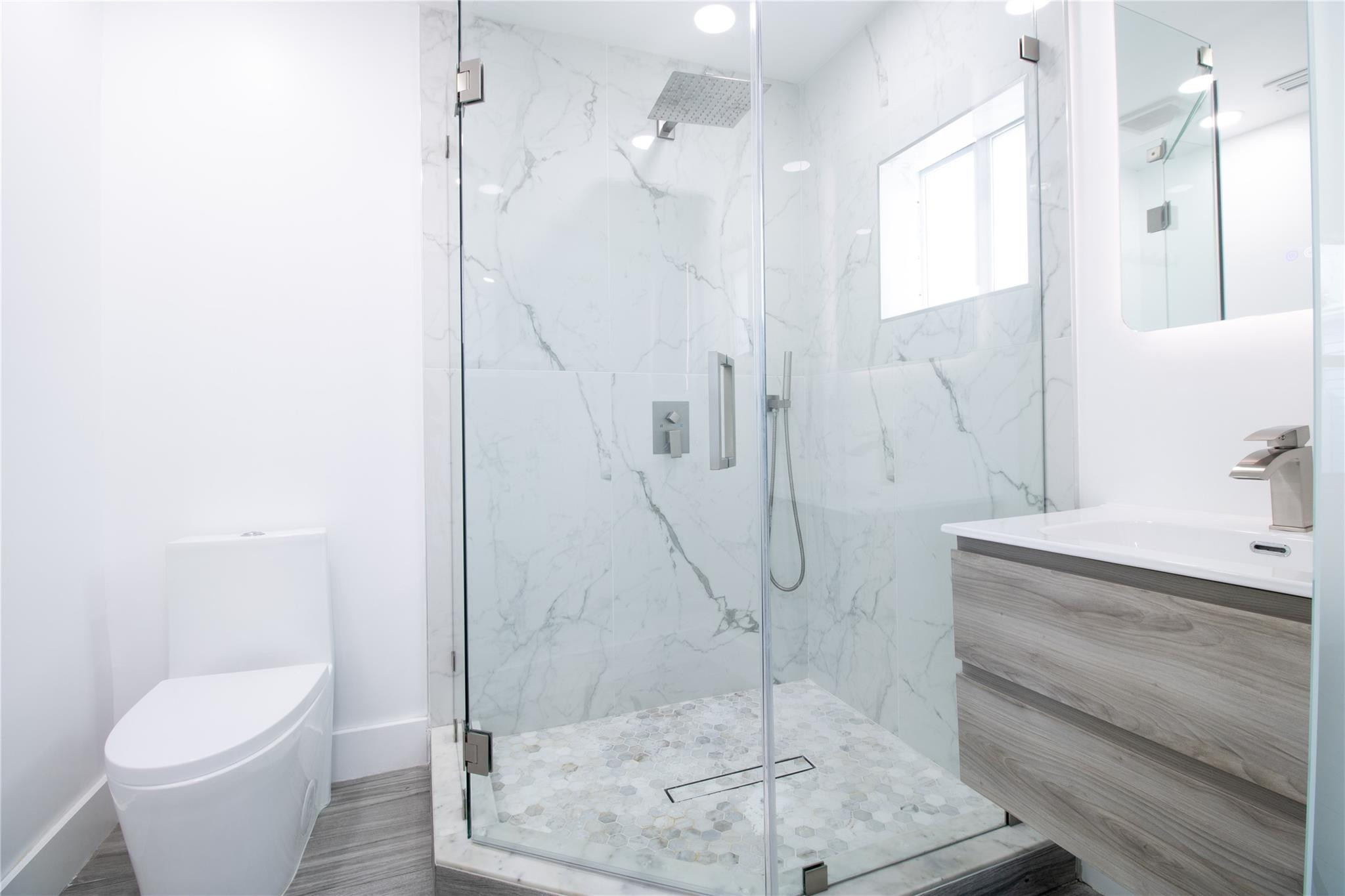 Lauderdale 2-9 D - Residential