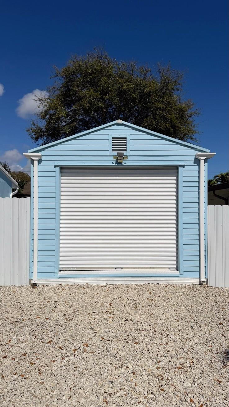 Lauderdale 2-9 D - Residential