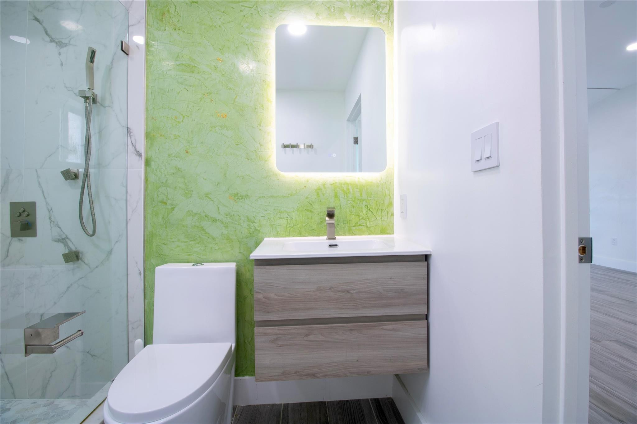 Lauderdale 2-9 D - Residential