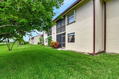 A home in Lake Worth