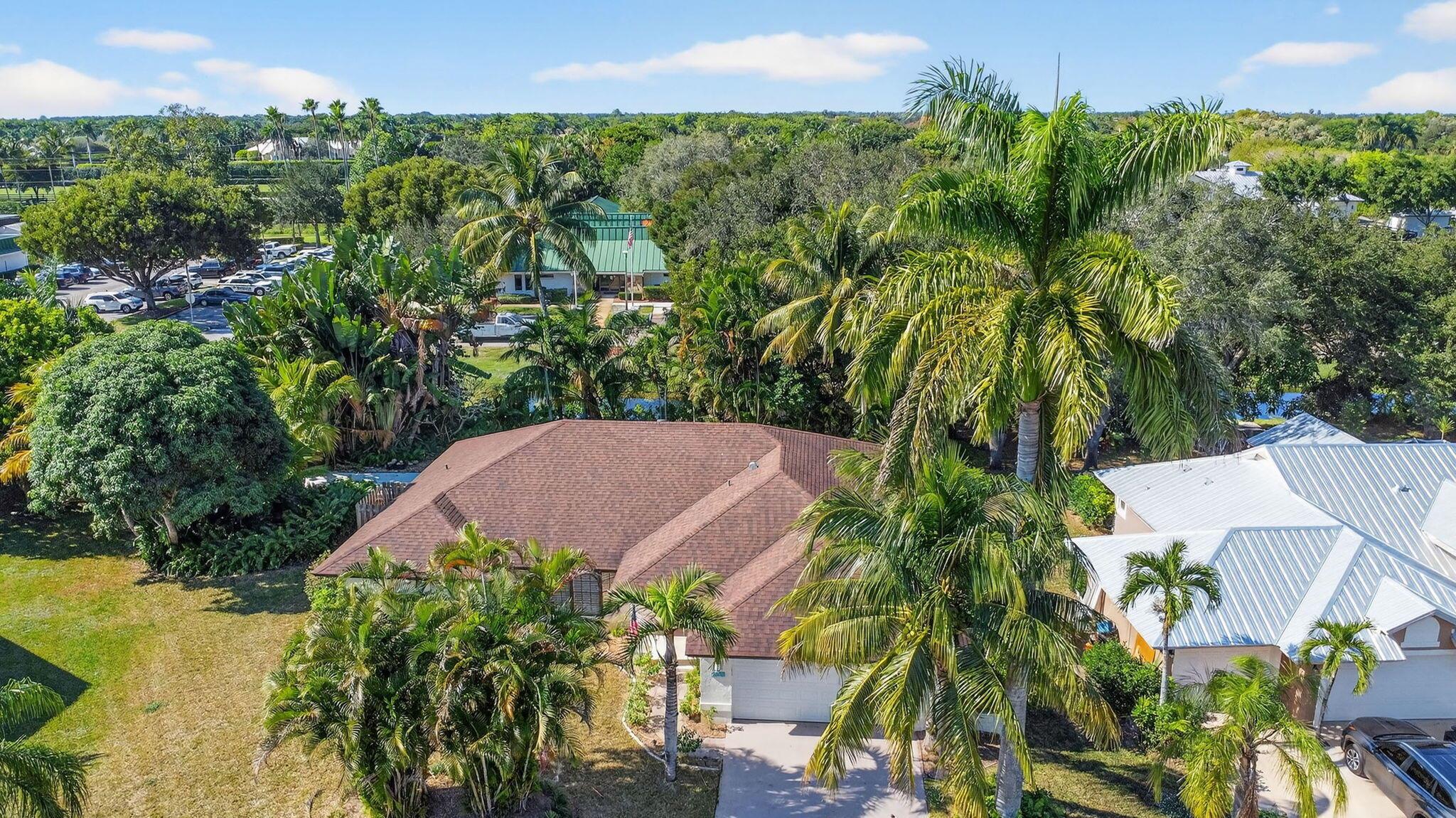 GREENVIEW SHORES 2 OF WEL - Residential