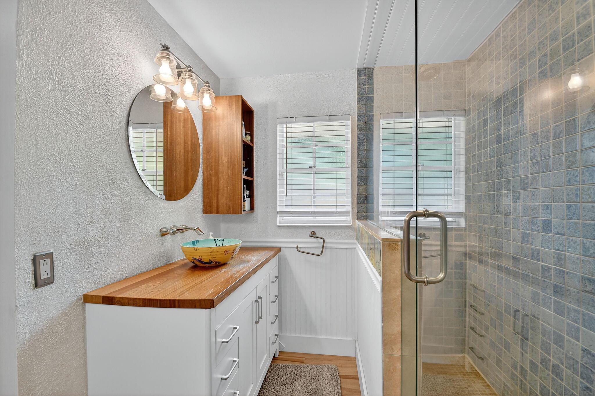 GREENVIEW SHORES 2 OF WEL - Residential