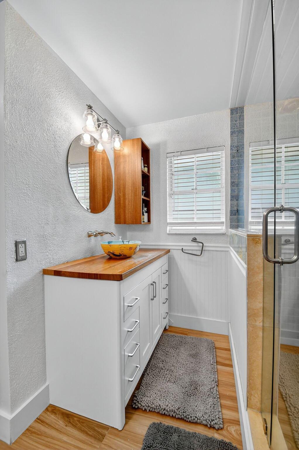 GREENVIEW SHORES 2 OF WEL - Residential