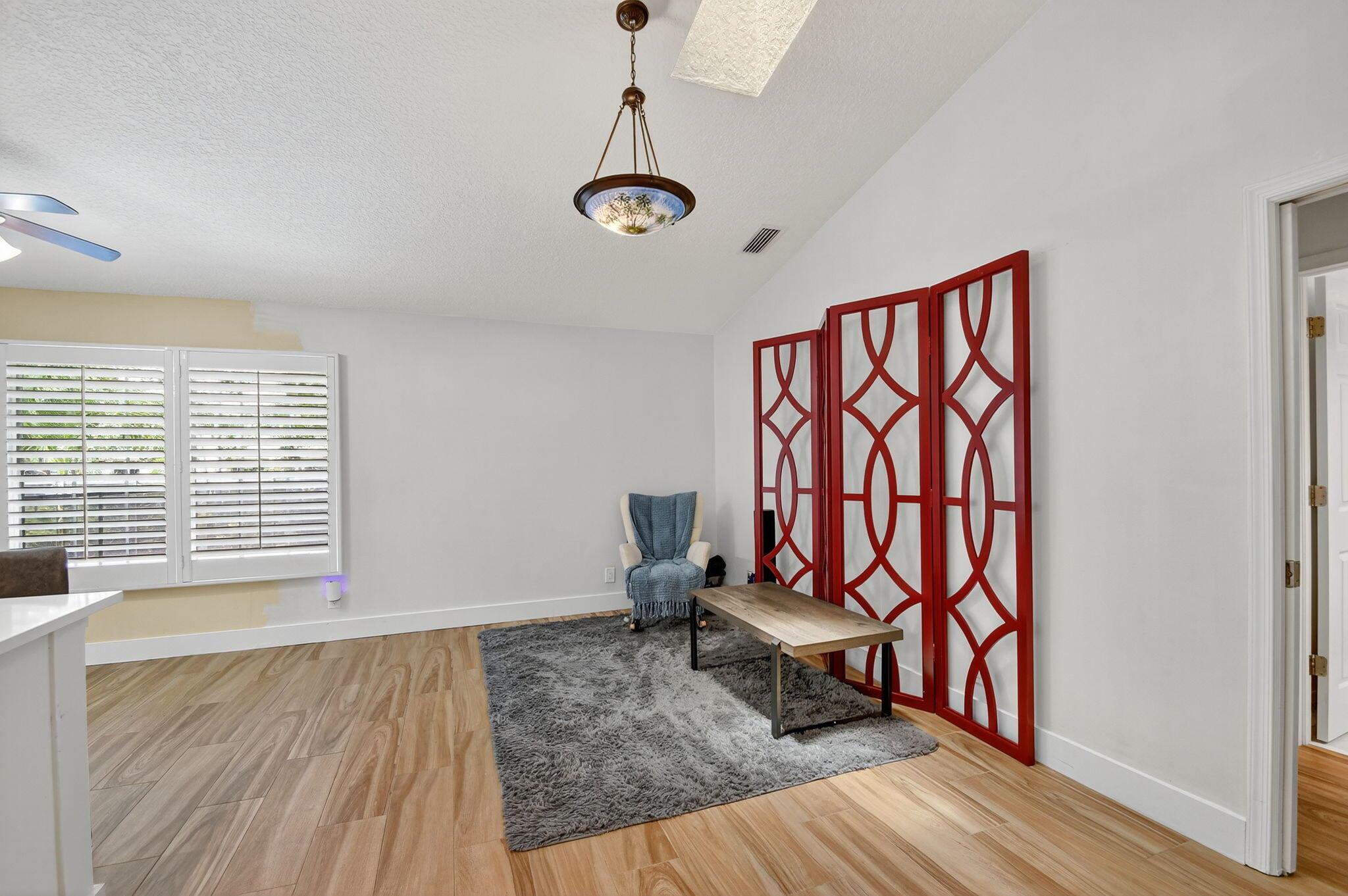 GREENVIEW SHORES 2 OF WEL - Residential