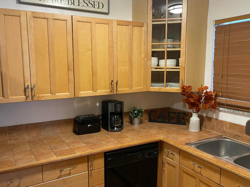 COLLEGE PARK ADD 1 - Residential Lease