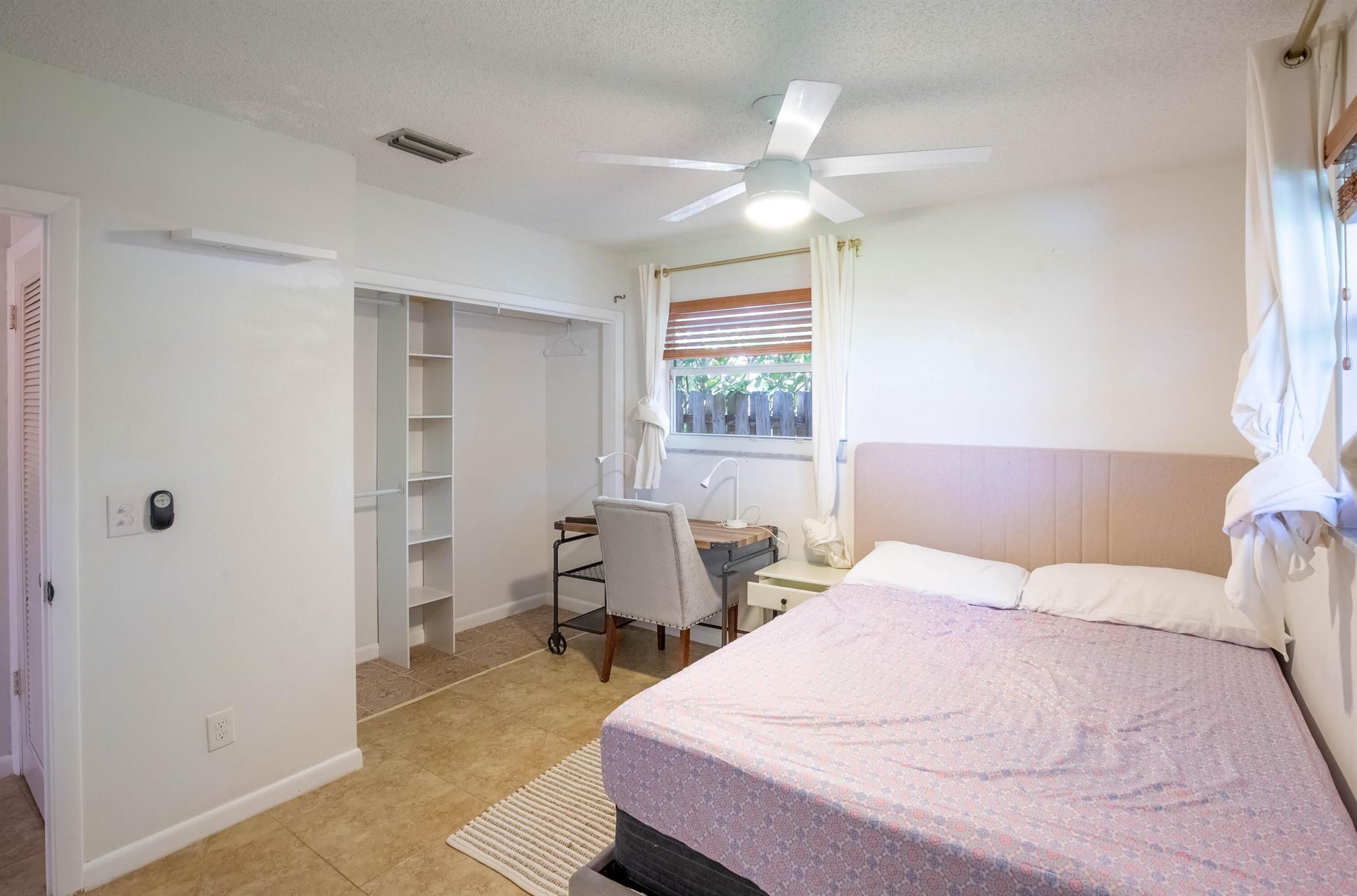 COLLEGE PARK ADD 1 - Residential Lease