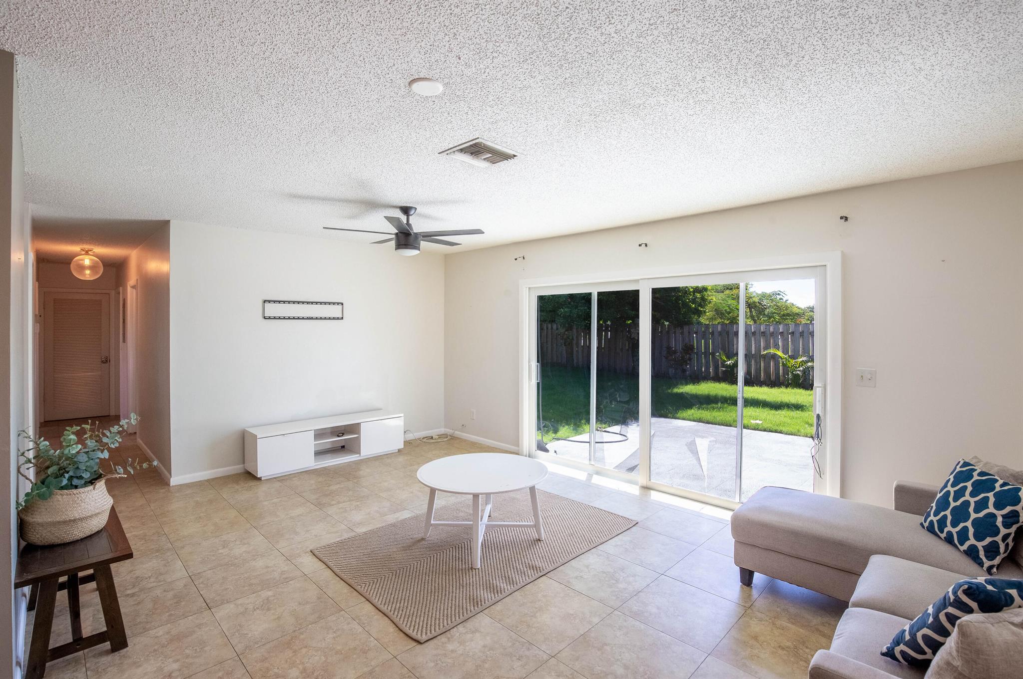 COLLEGE PARK ADD 1 - Residential Lease