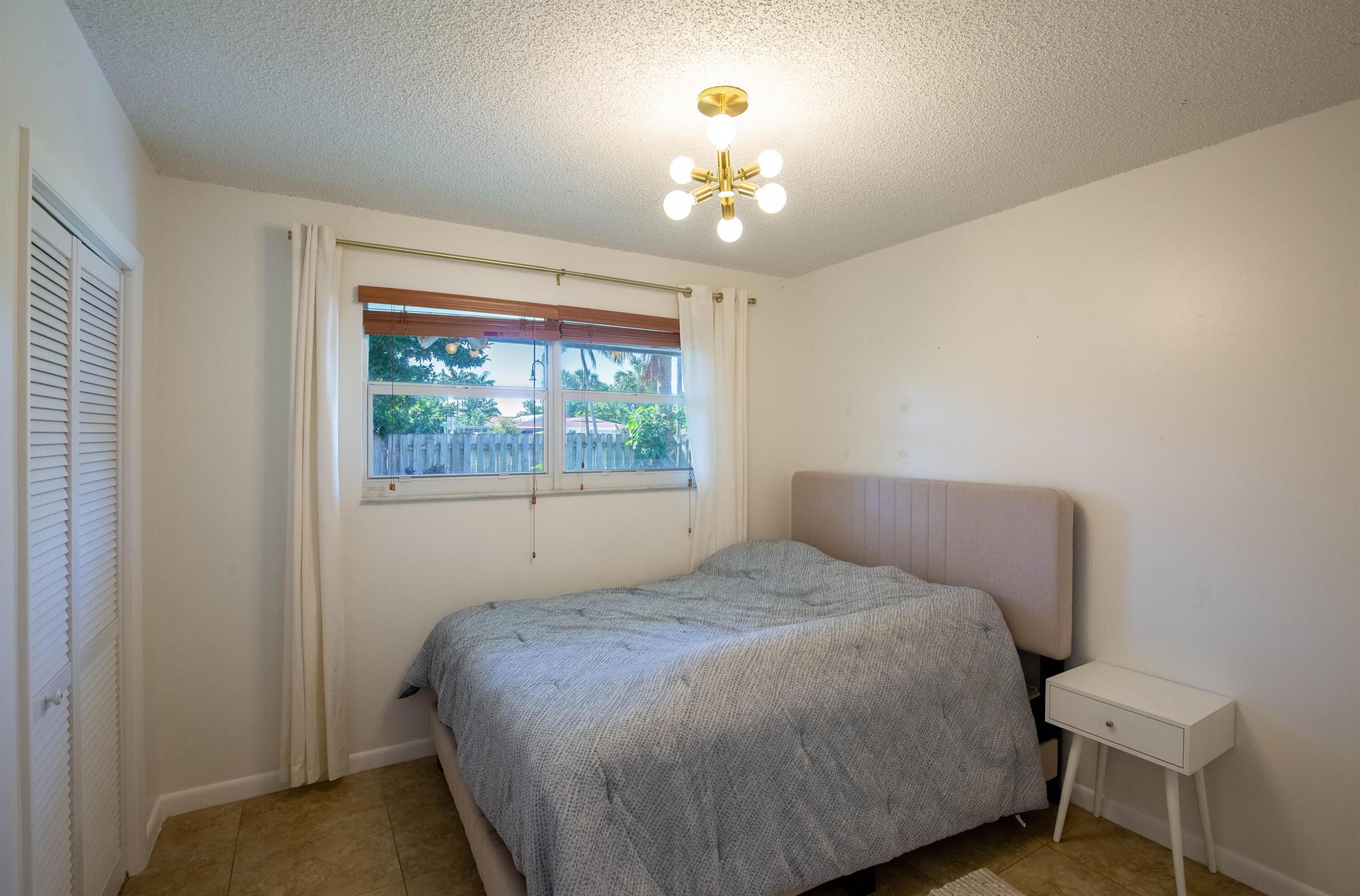 COLLEGE PARK ADD 1 - Residential Lease