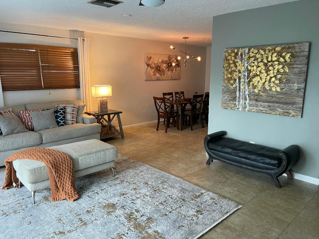 COLLEGE PARK ADD 1 - Residential Lease