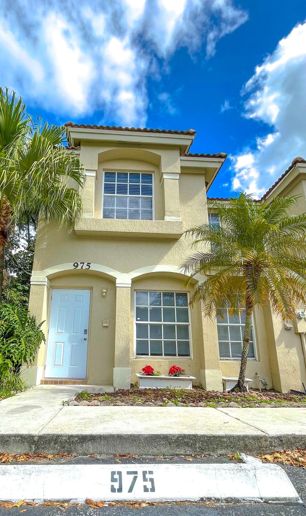 Photo of 975 Summit Lake Drive, West Palm Beach, FL 33406 (MLS # R10976778)