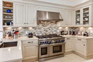 BELLARIA CONDO - Residential