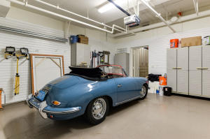 BELLARIA CONDO - Residential