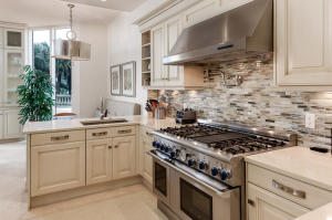 BELLARIA CONDO - Residential