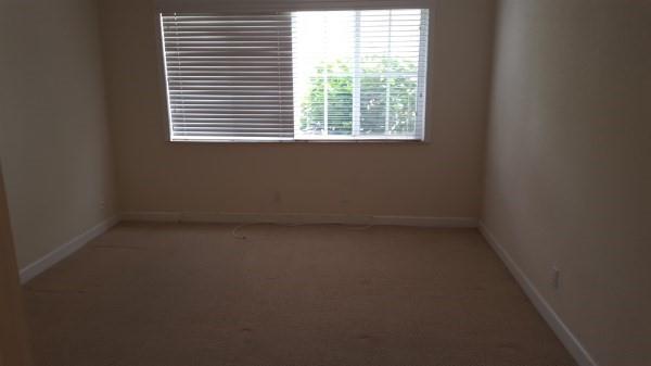 PINE CREST VILLAGE I - Residential Lease