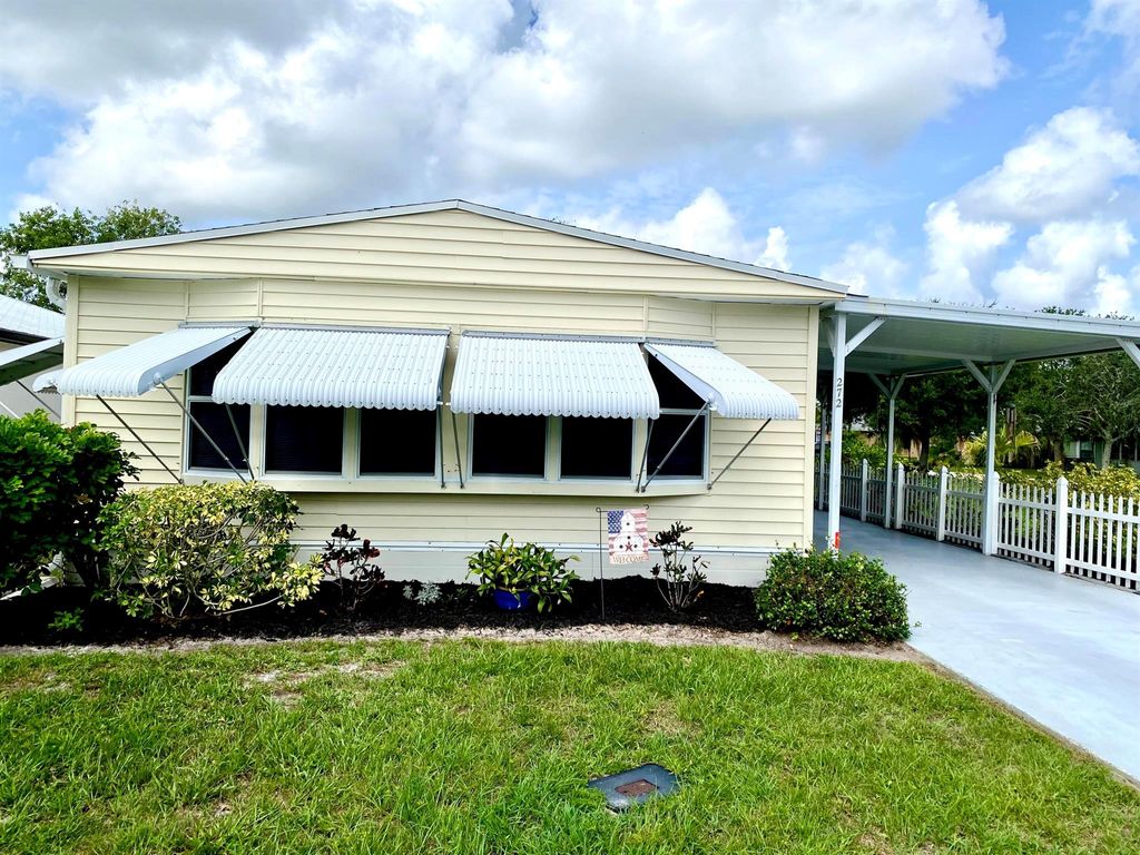 Photo of 272 Camino Del Rio, Port Saint Lucie, FL 34952 (MLS # R11097208)