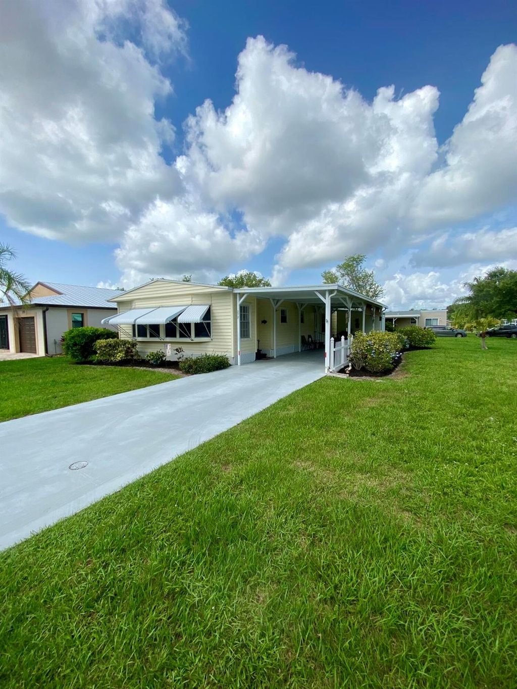 Photo of 272 Camino Del Rio, Port Saint Lucie, FL 34952 (MLS # R11097208)