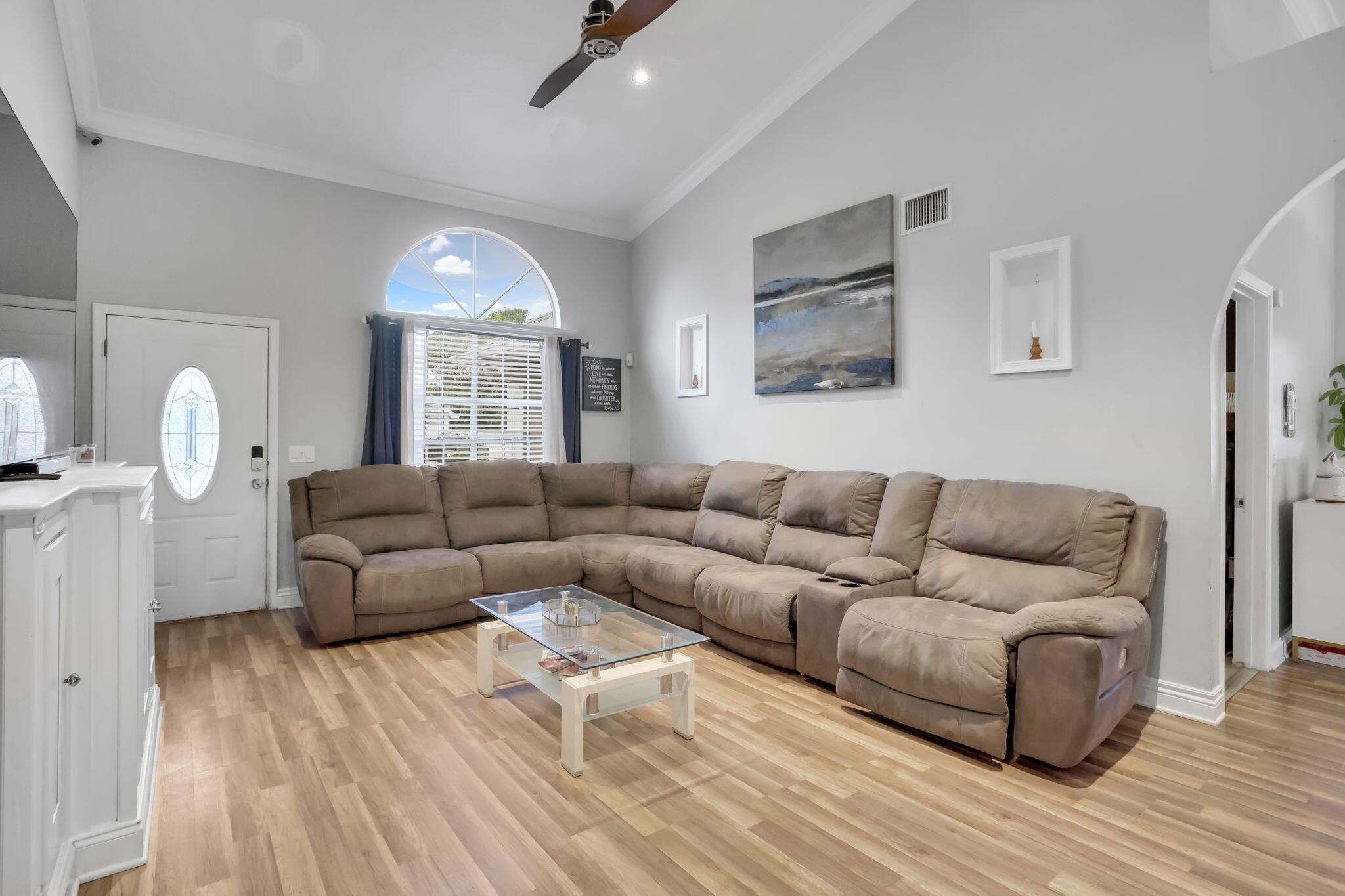 COUNTERPOINT ESTATES 11 - Residential