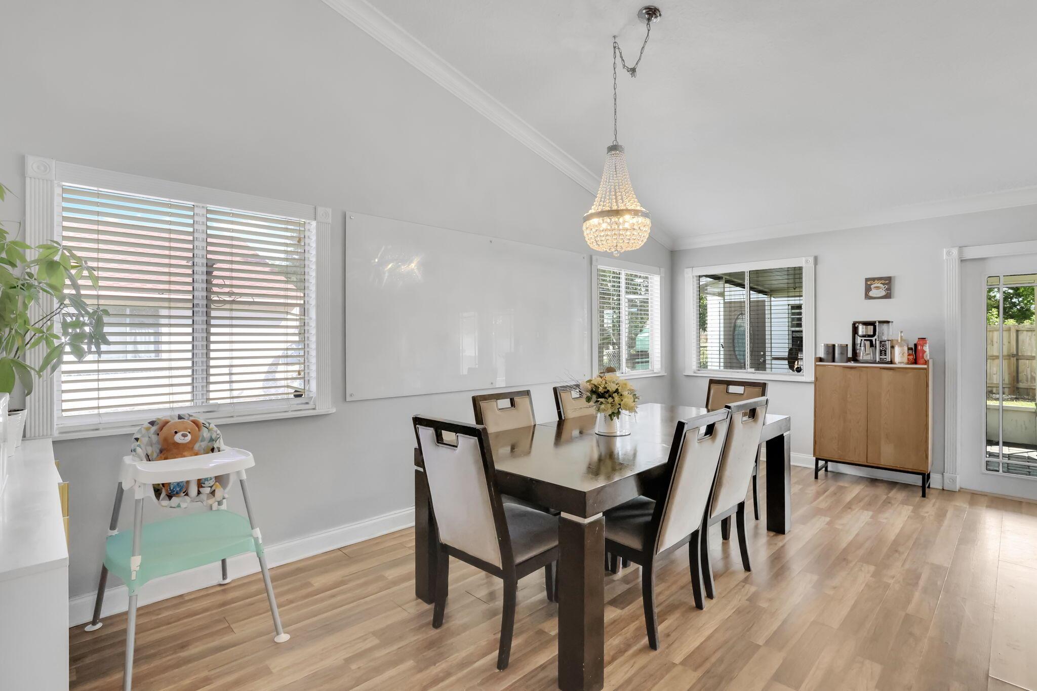 COUNTERPOINT ESTATES 11 - Residential