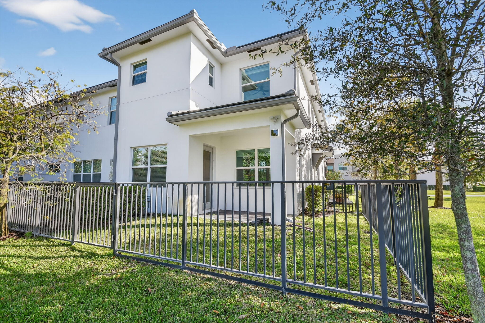 ANDALUCIA PUD PLAT 6 - Residential Lease