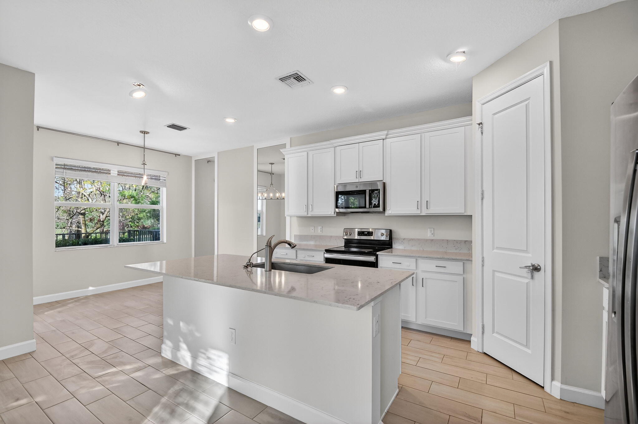 ANDALUCIA PUD PLAT 6 - Residential Lease