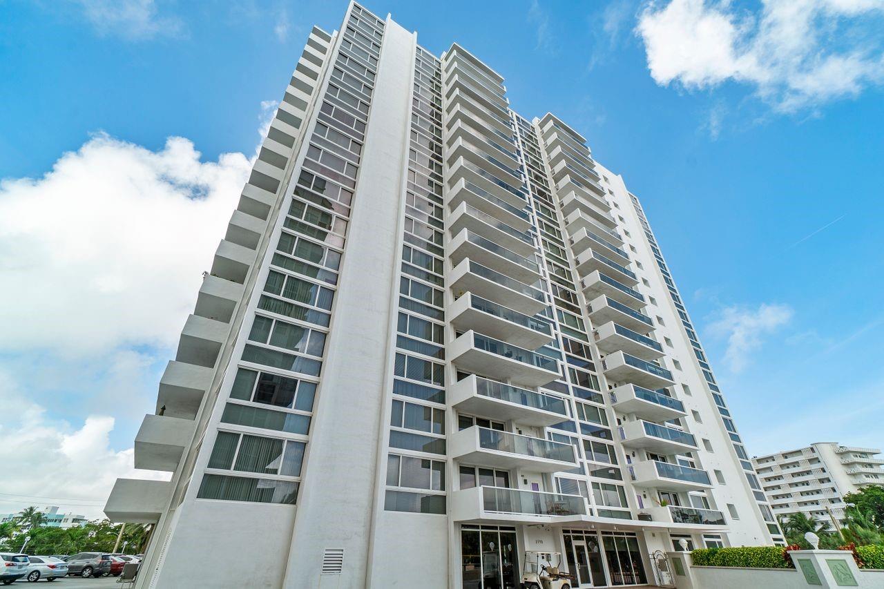 EMBASSY TOWER II - Residential