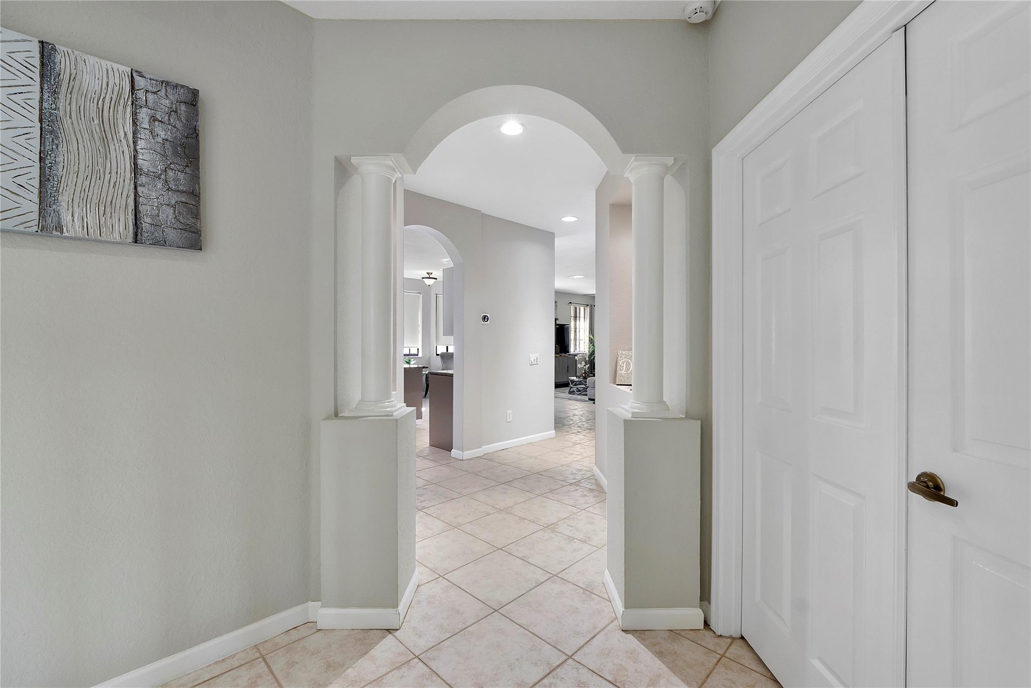 Mariposa Pointe - Residential