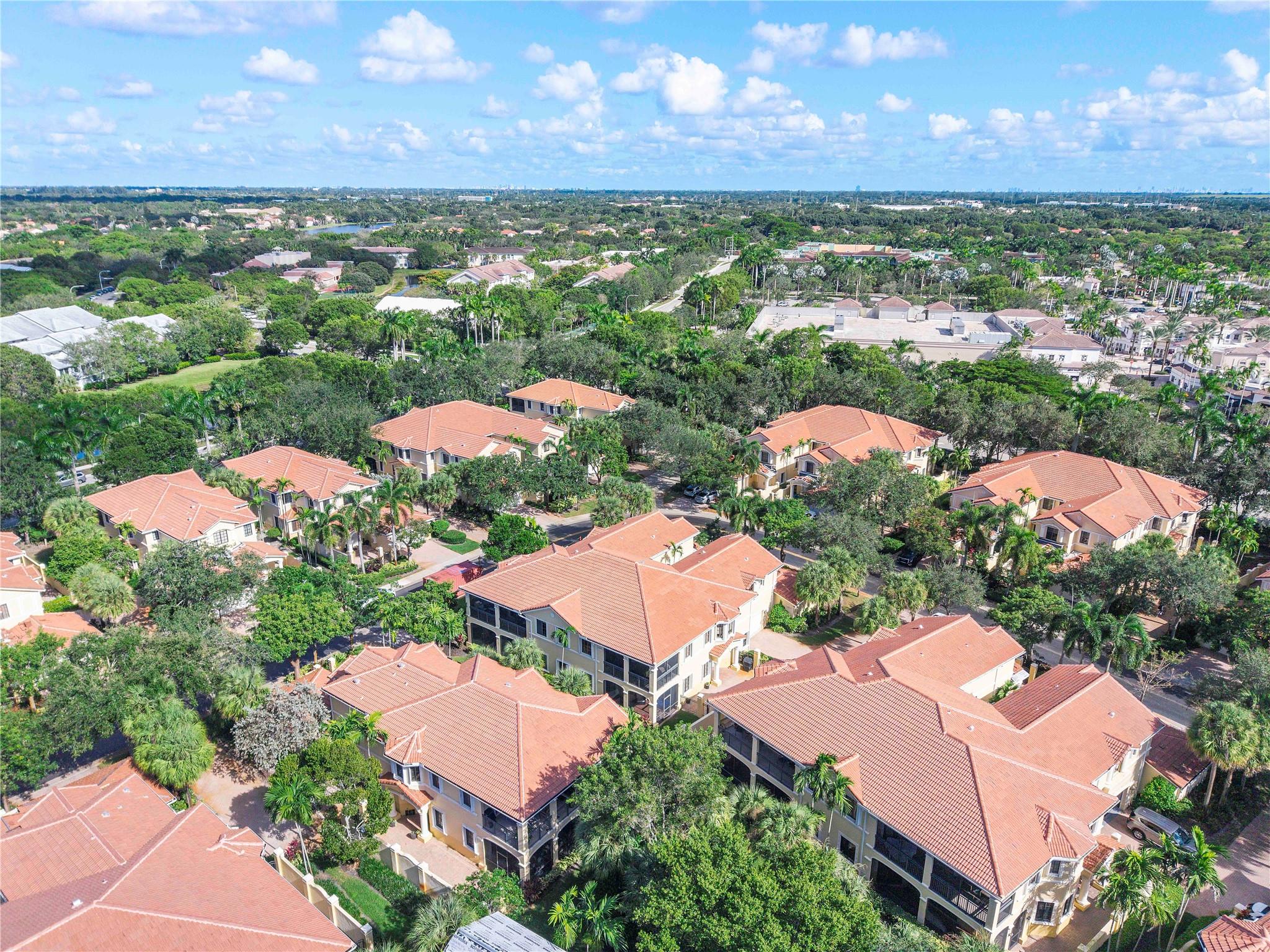 Mariposa Pointe - Residential