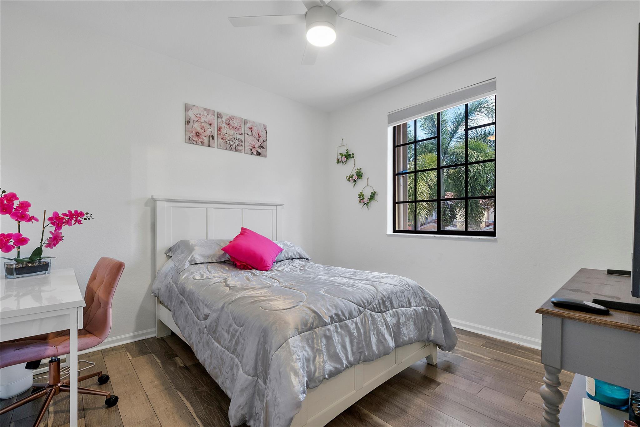 Mariposa Pointe - Residential