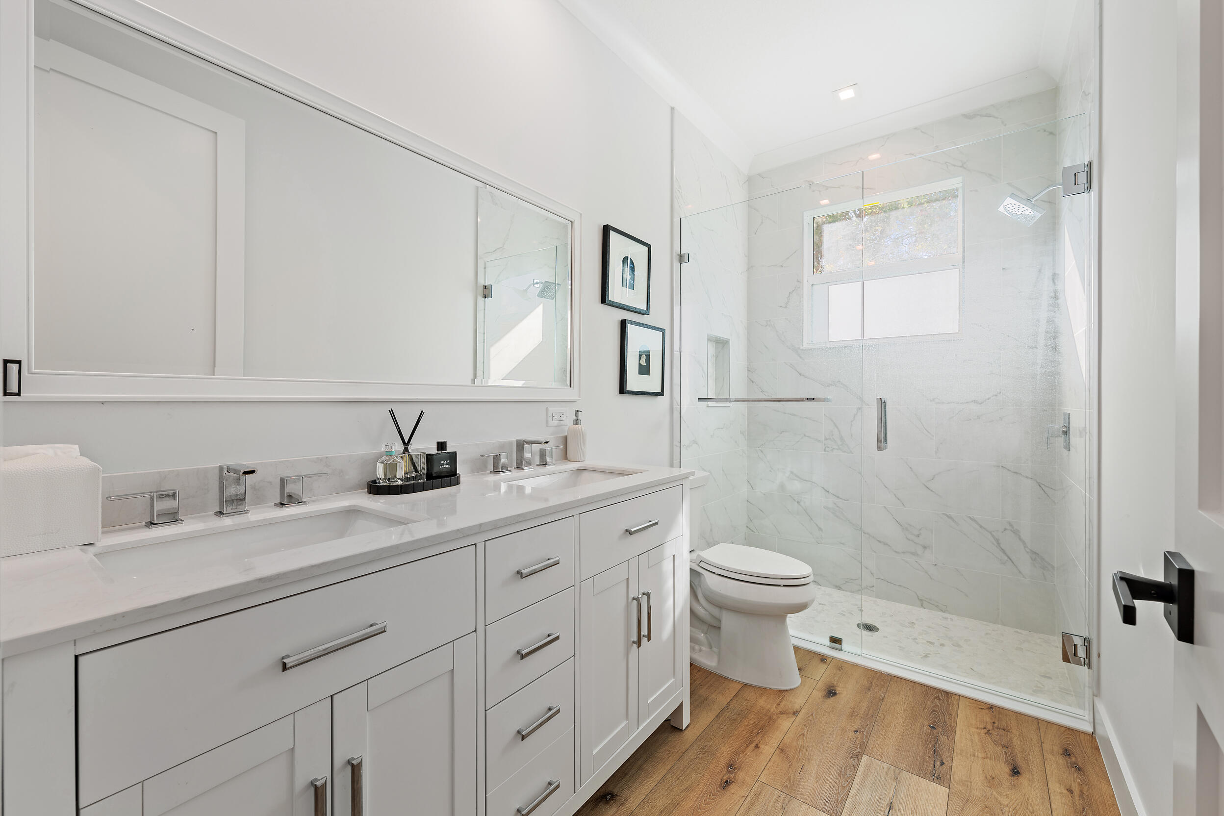 PINE TREE TERRACE - Residential