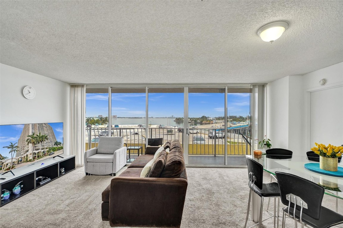 The Grandview Palace - Residential