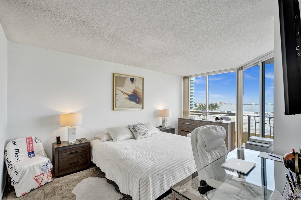 The Grandview Palace - Residential