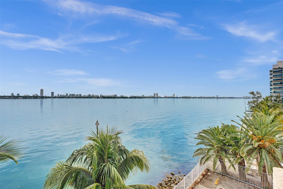 The Grandview Palace - Residential