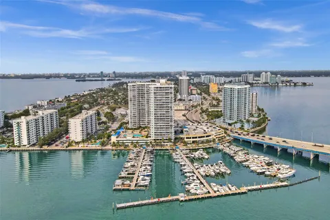 7601 E Treasure Dr Unit 617, North Bay Village, FL MLS: F10494760