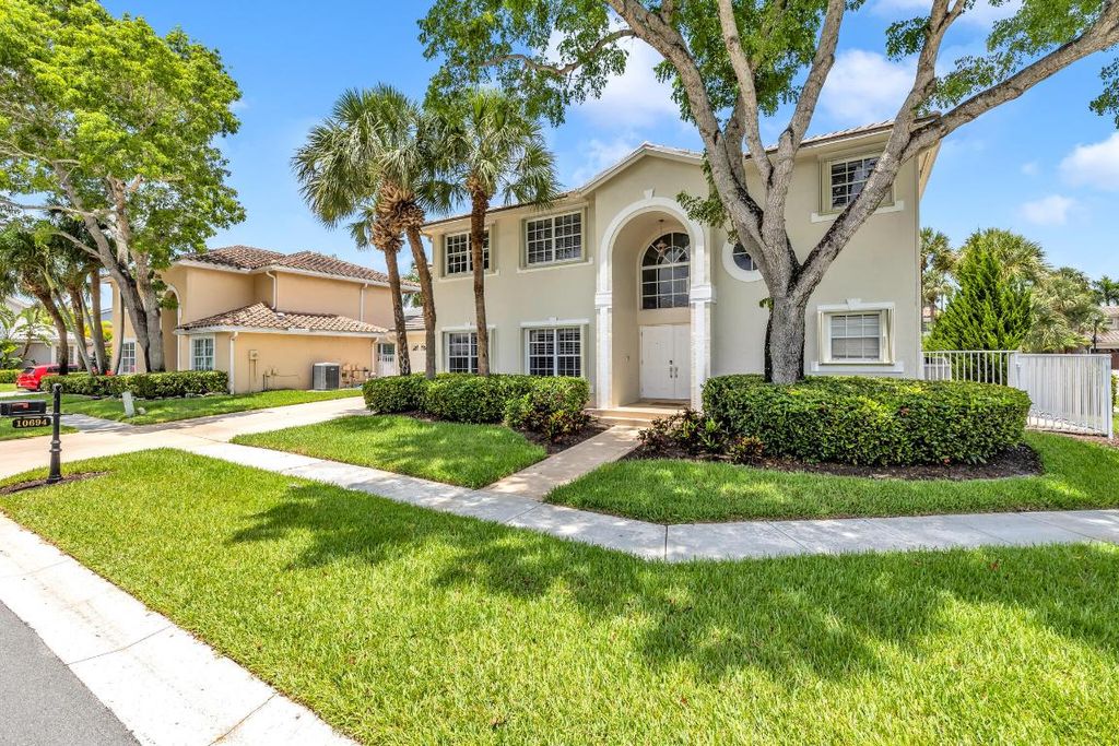 Photo of 10694 Wheelhouse Circle, Boca Raton, FL 33428 (MLS # R11106592)