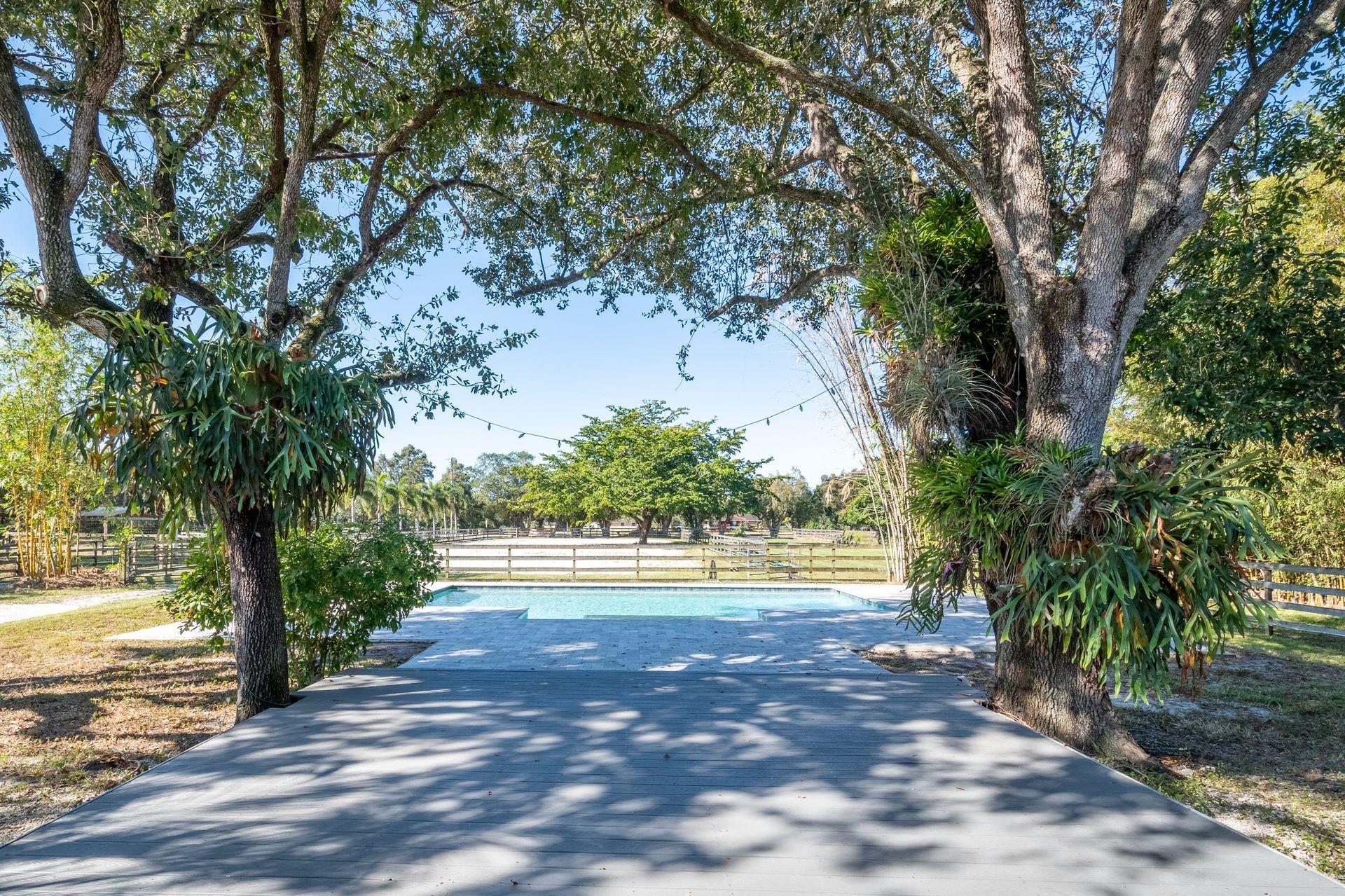 EVERGLADES SUGAR & LAND C - Residential