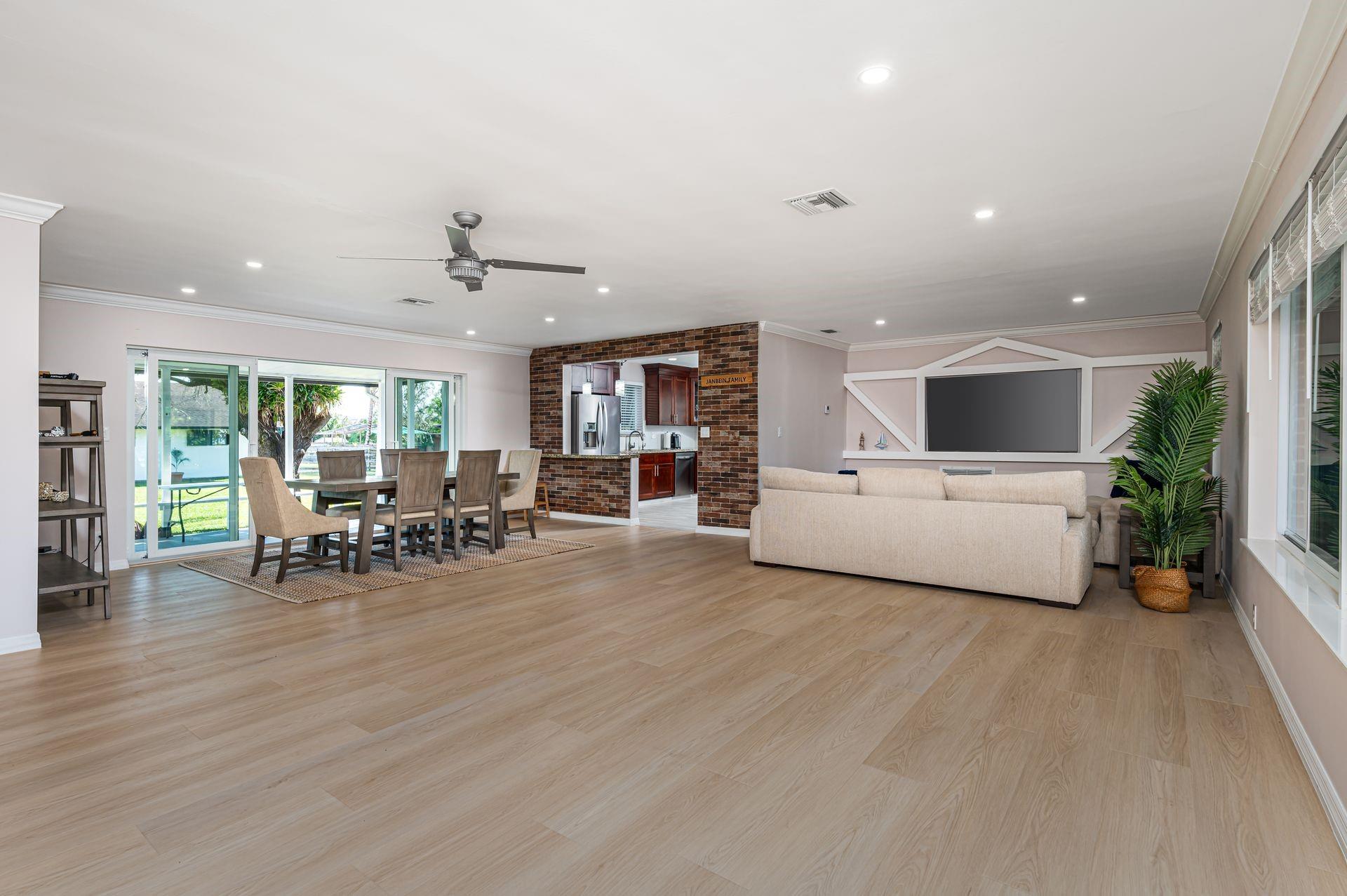 EVERGLADES SUGAR & LAND C - Residential