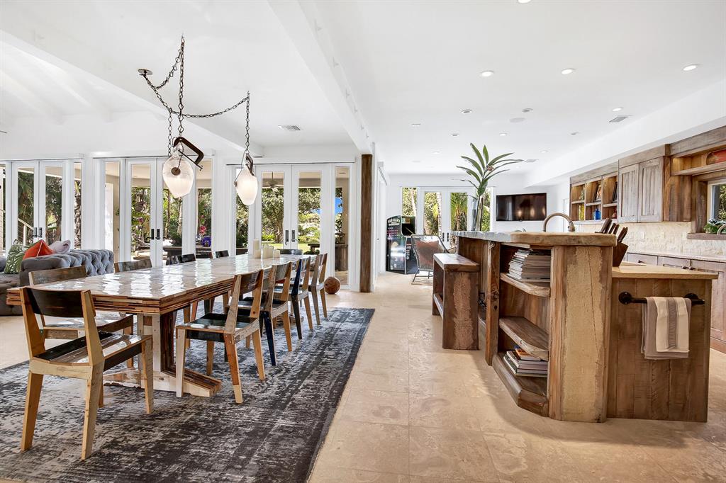 JUPITER INLET COLONY - Residential