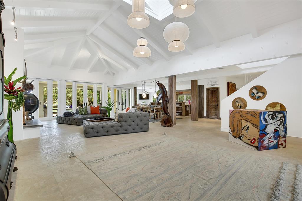 JUPITER INLET COLONY - Residential