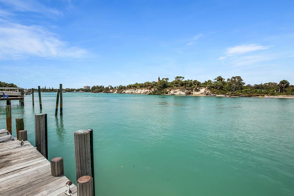 JUPITER INLET COLONY - Residential
