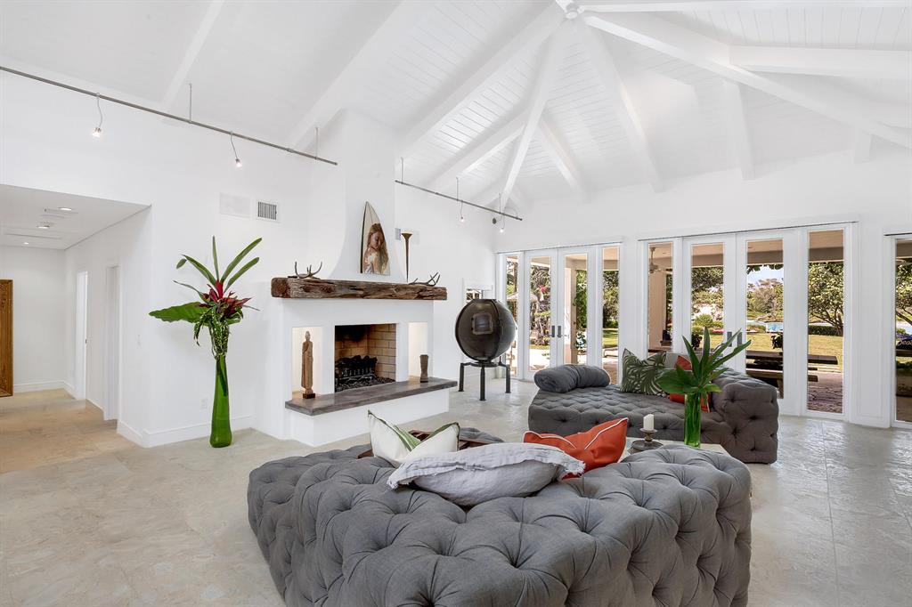 JUPITER INLET COLONY - Residential