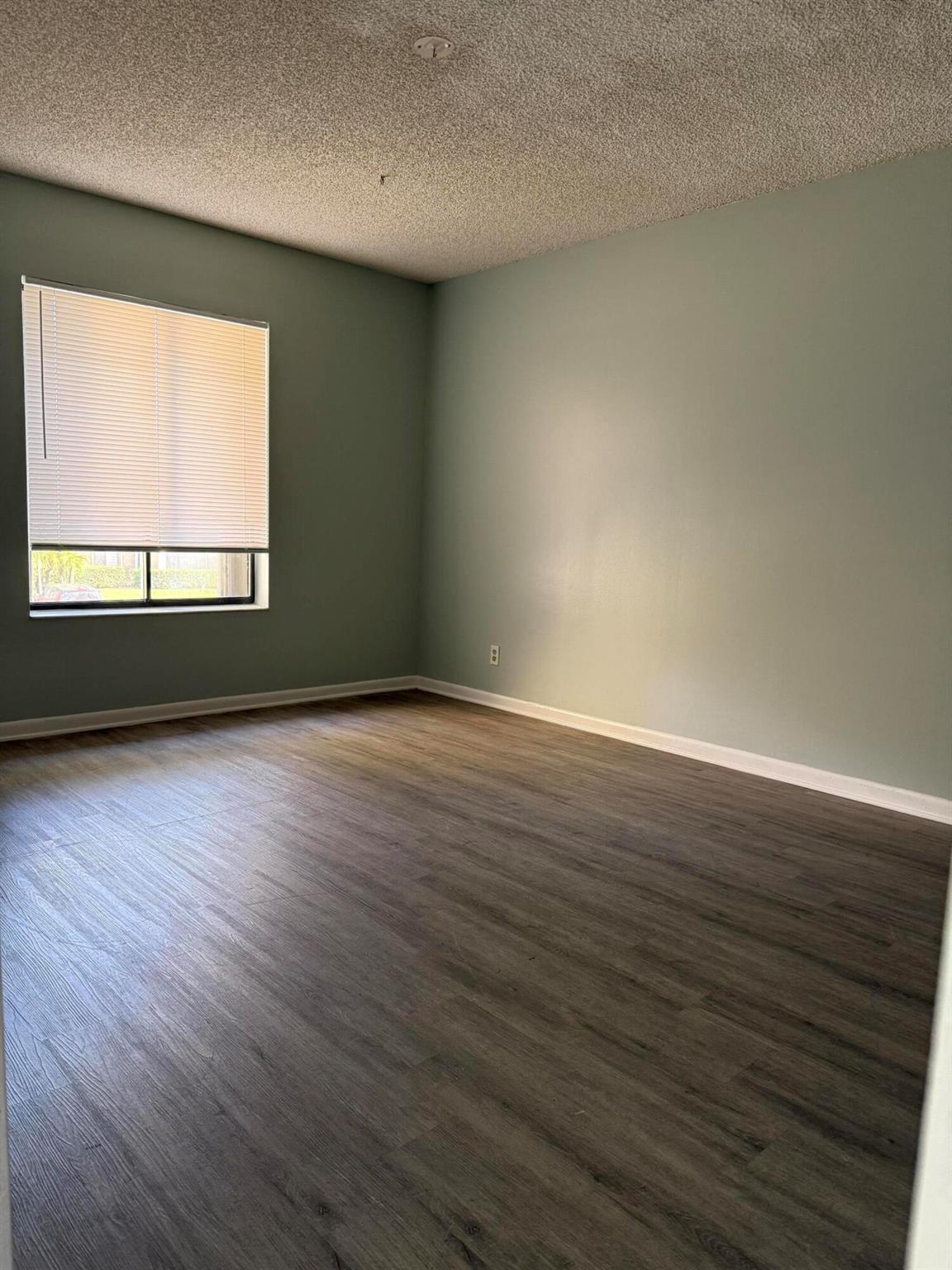 PINE RIDGE NORTH VILLAGE - Residential Lease