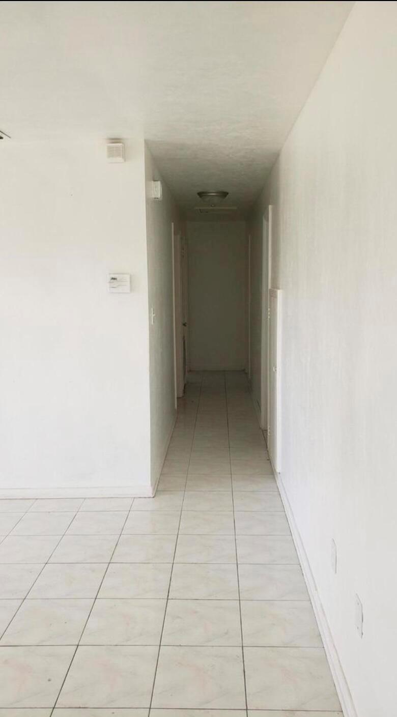 WALKERS SUB - Residential Lease