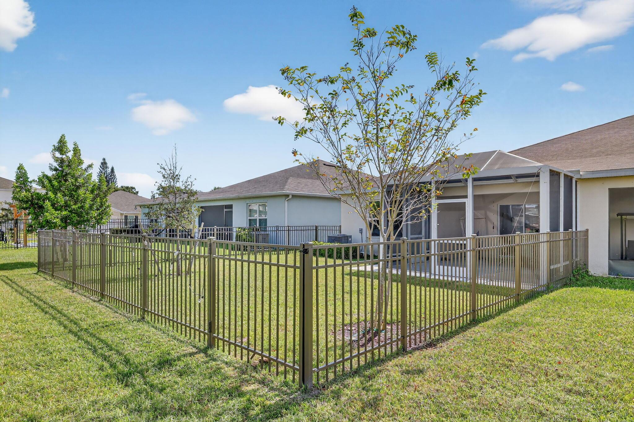 AVALON CROSSING - Residential