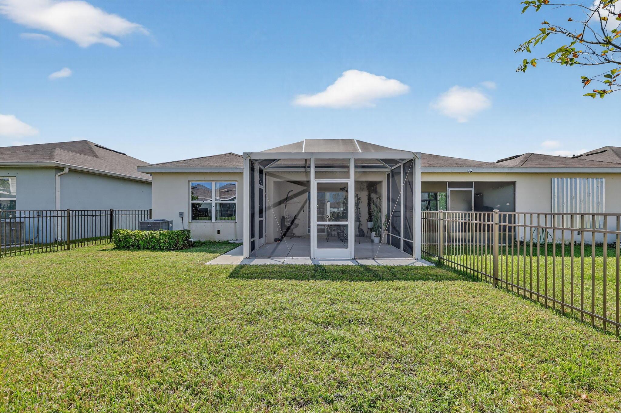 AVALON CROSSING - Residential