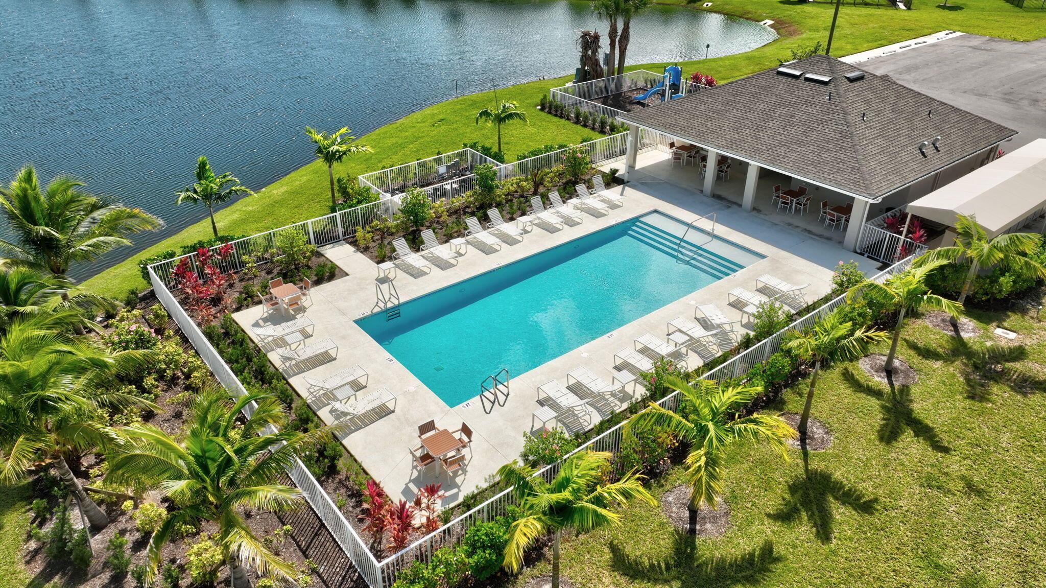 AVALON CROSSING - Residential