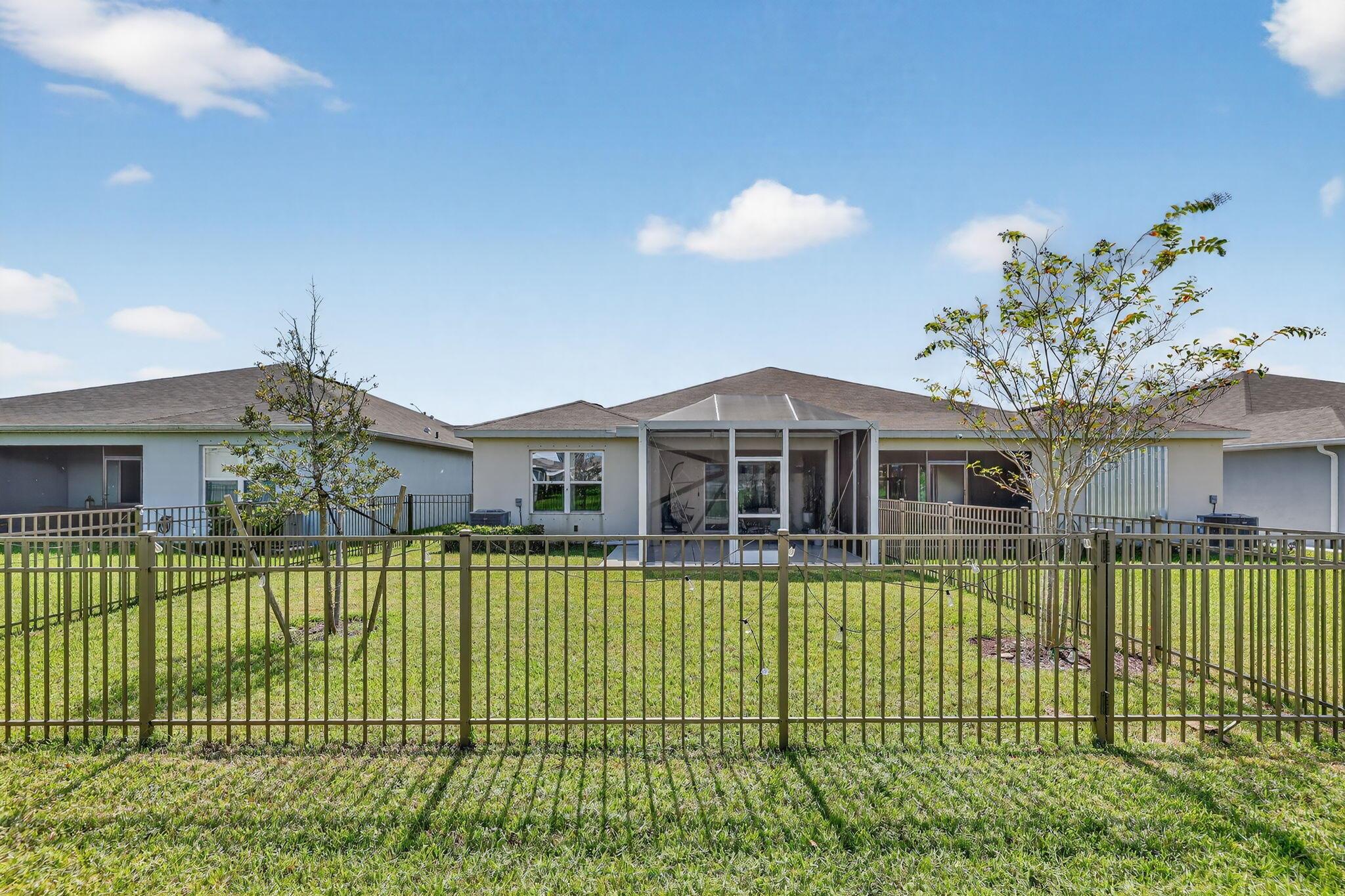 AVALON CROSSING - Residential