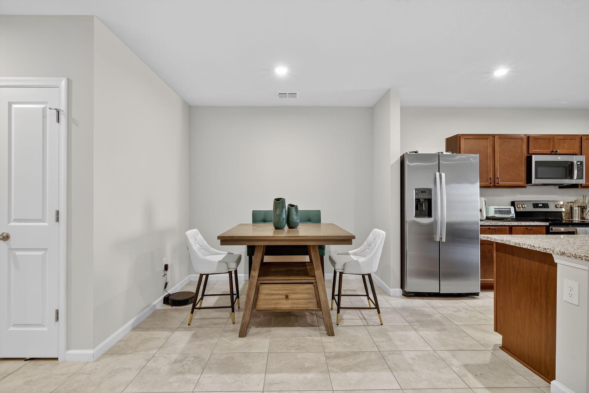AVALON CROSSING - Residential