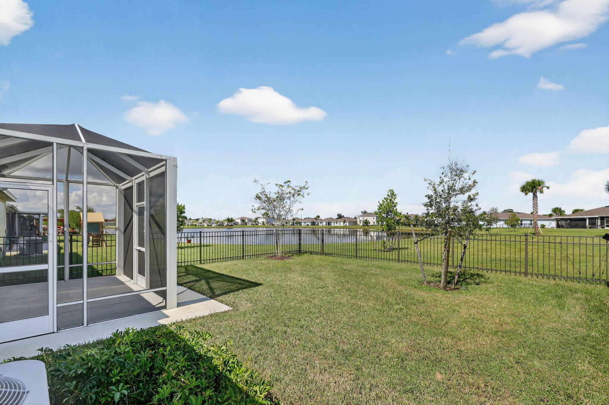 AVALON CROSSING - Residential