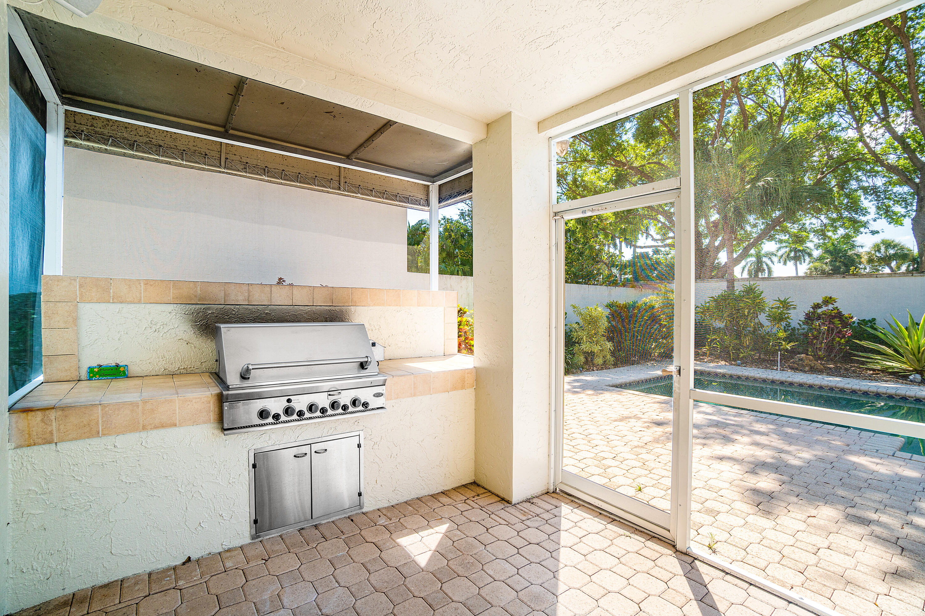 BAY POINTE - Residential Lease